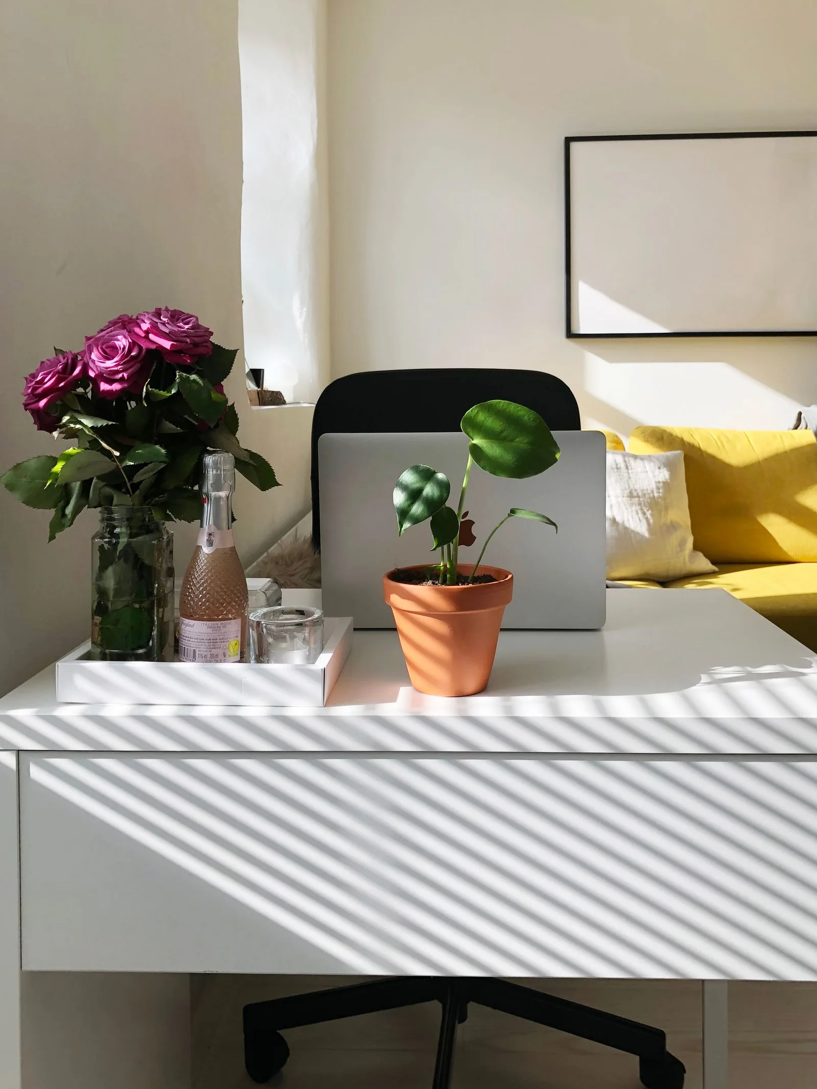 Home office workspace