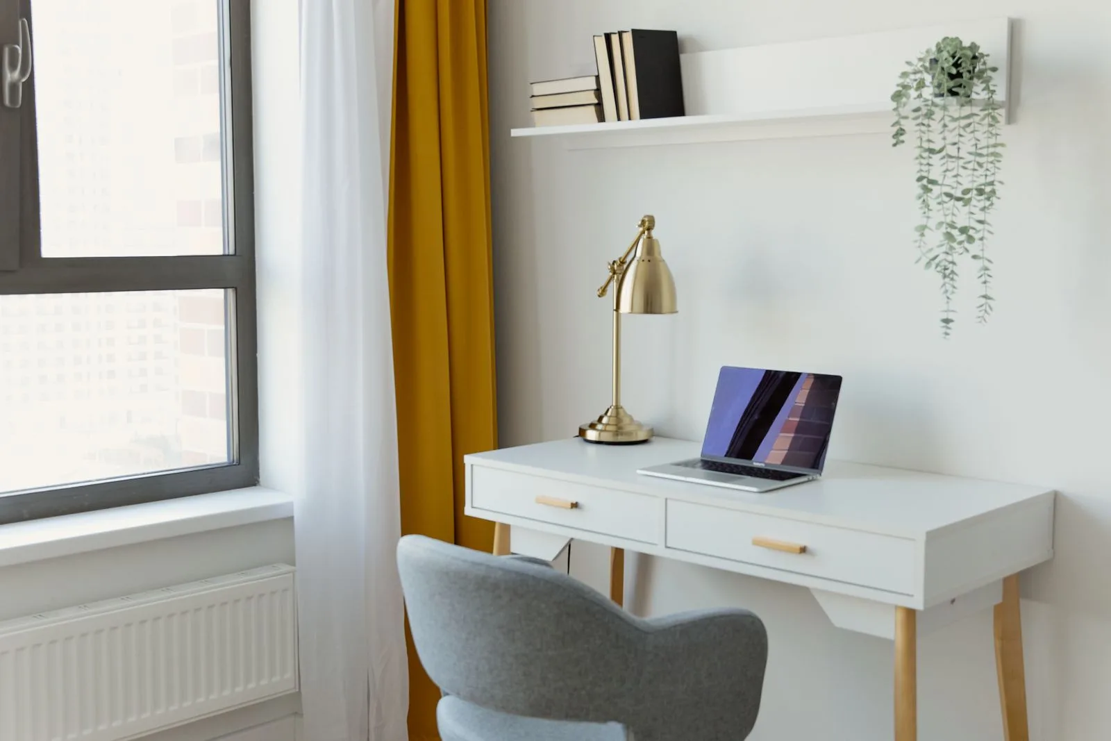 Home office workspace