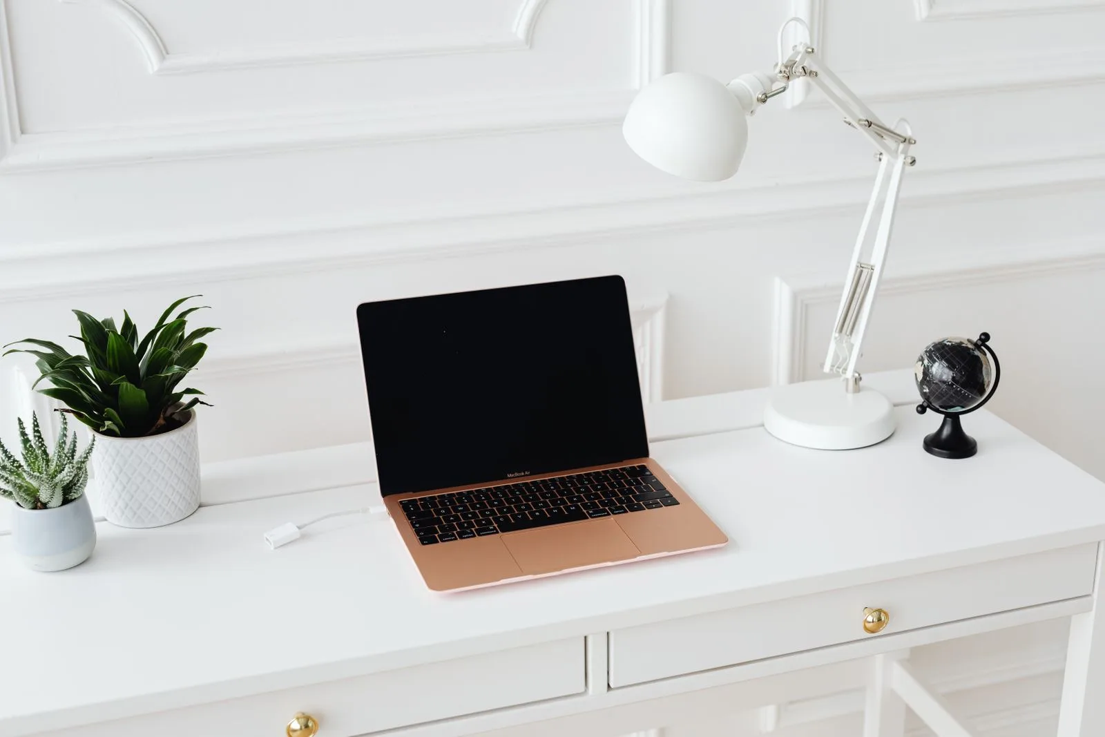 Home office workspace